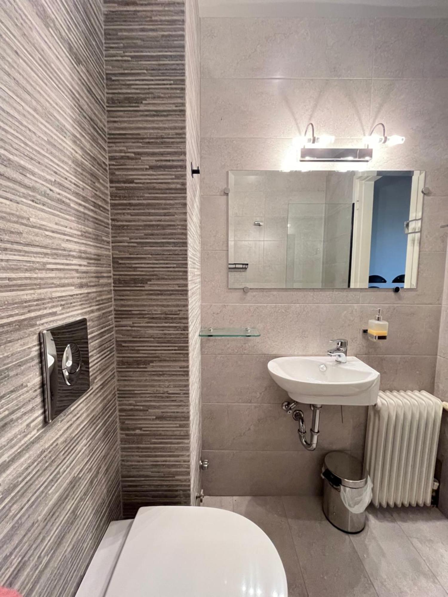 Sm Athens Apartman Kültér fotó